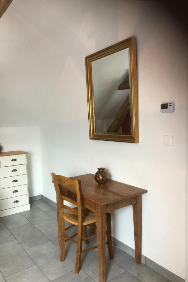 Chambre Feu Droiturier Habitación foto